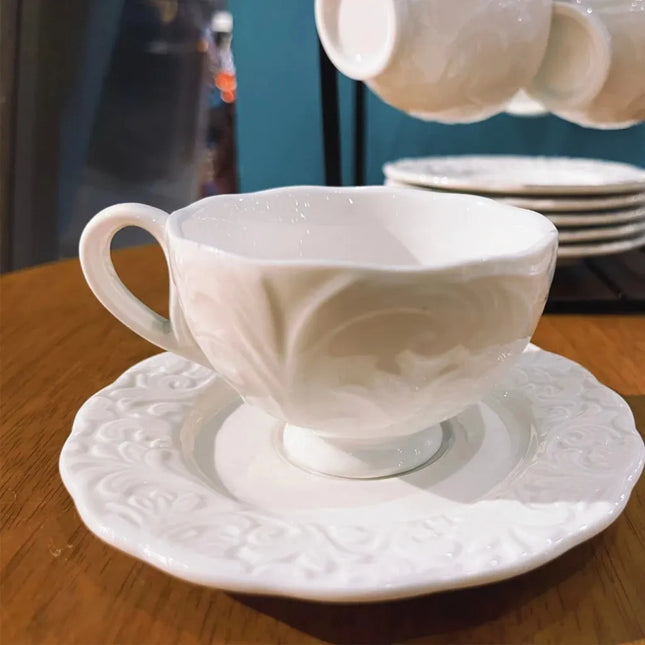Conjunto de Xícaras Flor de Porcelana Bemorata