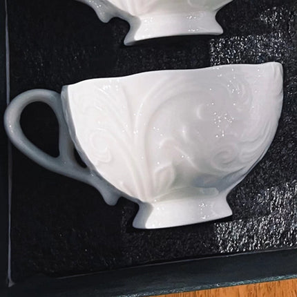 Conjunto de Xícaras Flor de Porcelana Bemorata